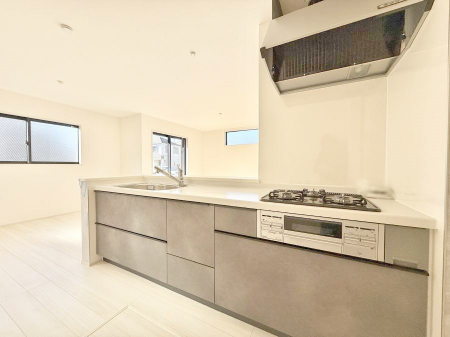 �L�b�`���@�������L���C�ɕЕt���A�g���₷���L�b�`��