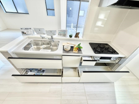 �L�b�`���@�����������������Ԃ����܂��A�Ί炠�ӂ��L�b�`��