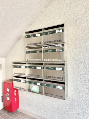 ���̑��@�O�ρ��}���V�����̃��[���R�[�i�[�͂��ꂢ�ɂ���Ă��܂��B