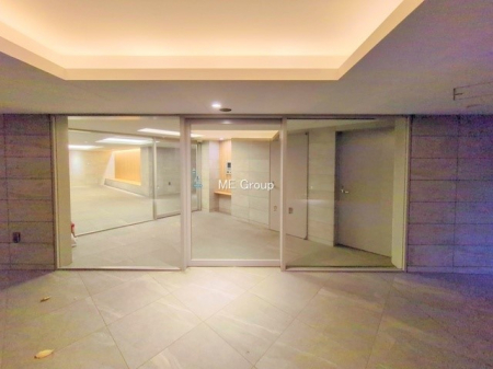 �G���g�����X�@�O�ρ��Ǘ��̍s���͂����G���g�����X�ň��S���ĕ�点����ł�