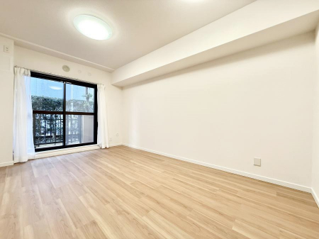 ���r���O�@���������났�ƏΊ炪�W�܂�A�S���܂郊�r���O