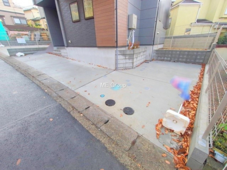 �@�O�ρ��J�[�X�y�[�X�L