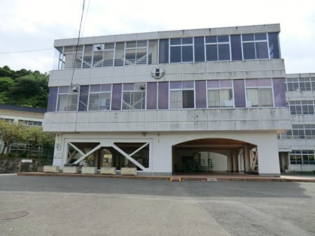 ���ӊ��@���w�Z 83m ���q�s���␣���w�Z