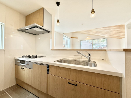 �L�b�`���@�������L���C�ɕЕt���A�g���₷���L�b�`��