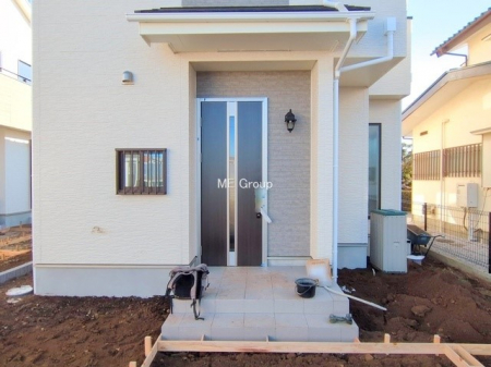 ���ց@�O��