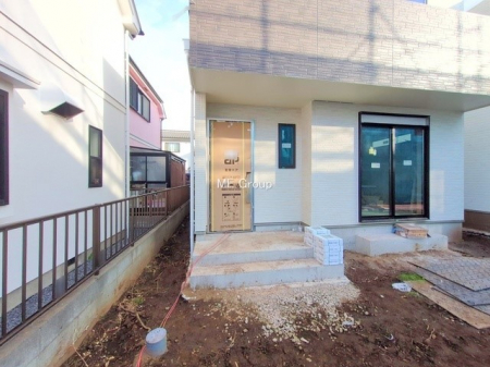 ���ց@�O�ρ� �V���v���Ŕ������A�Z�܂��̑���ۂ��ʂ錺�ւł�