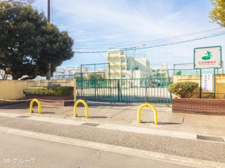 ���ӊ��@���w�Z 960m ��a�s����ъԒ��w�Z