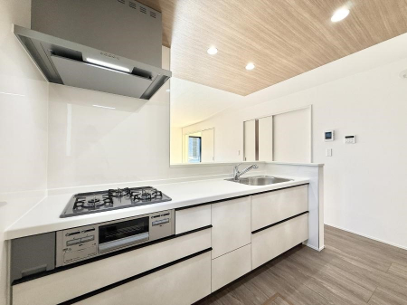 �L�b�`���@�������V���v���ŋ@�\�I�A�����g���₷���L�b�`��