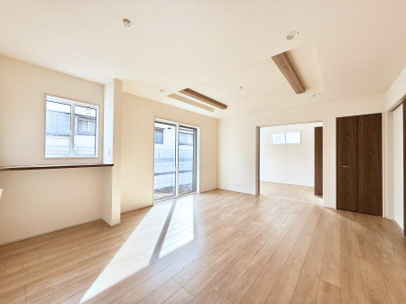 ���r���O�@���������C�ɓ���̏ꏊ�ŁA�̂�т�Ƃ������Ԃ�