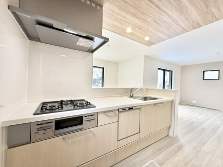 �L�b�`���@�������V���v���Ŕ������S�n�悢���Ԃ𐶂ރL�b�`�����