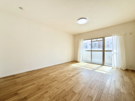 ���r���O�@���������C�ɓ���̏ꏊ�ŁA�̂�т�Ƃ������Ԃ�