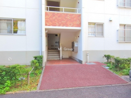 �G���g�����X�@�O�ρ��������������͋C�̃G���g�����X���Z�܂������������}���܂�