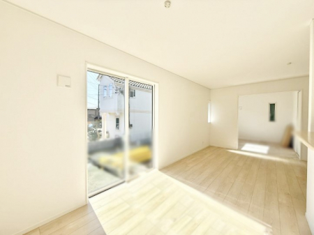 ���r���O�@���������R�Ɖ�b�����܂��A�S�n�悢�ЂƂƂ�