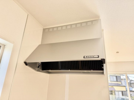 ���̑����ρ@�ݔ����t�[�h�ɕ����Ă���ׁA���������C��ɗU������A�����I�ɔr�����ł��܂�