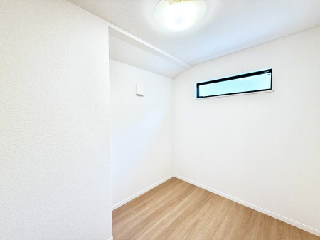 �q�������@�������v���C�x�[�g��ԂƂ��ĐÂ��ŗ�������������񋟂��Ă���܂�