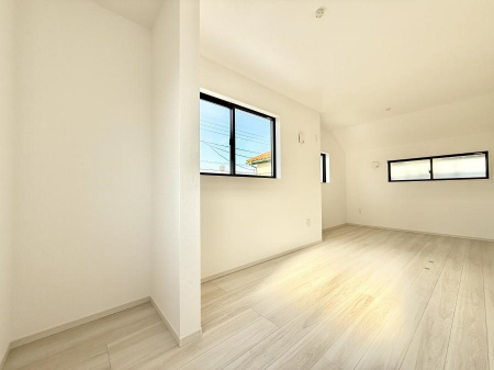 �q�������@�������v���C�x�[�g��ԂƂ��ĐÂ��ŗ�������������񋟂��Ă���܂�