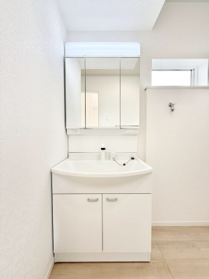 ���ʑ�E���ʏ��@�������Ƒ��݂�Ȃ��g���₷���z�u�ł�