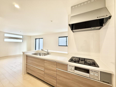 �L�b�`���@�������Ƒ����J��[�߂�A������̂���L�b�`��