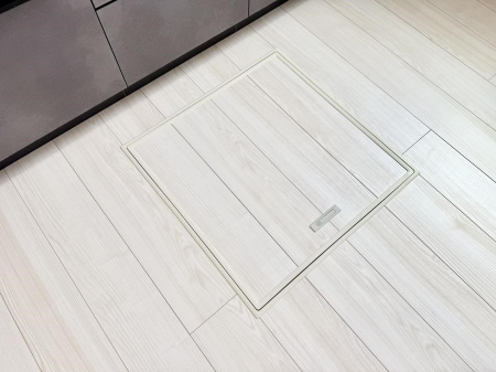 ���̑����ρ@�ݔ����B�ꂽ���[�X�y�[�X�ŉƑS�̂��X�b�L��