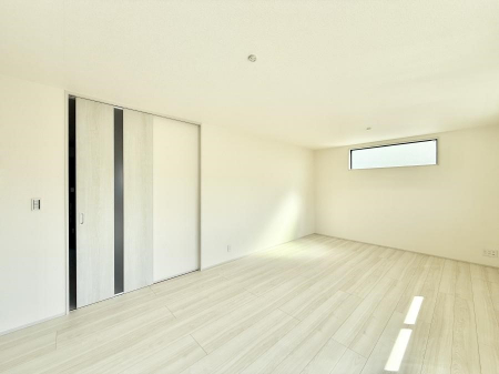 ���r���O�@���������R�Ɖ�b�����܂��A�S�n�悢�ЂƂƂ�