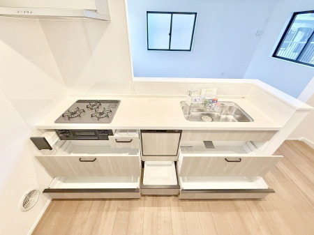 �L�b�`���@�������Ƒ����J��[�߂�A������̂���L�b�`��