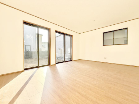 ���r���O�@����