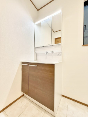 ���ʑ�E���ʏ��@����