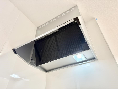 ���̑����ρ@�ݔ����������̏��C����������C��ɗU������A�����I�ɔr�����ł��܂��B