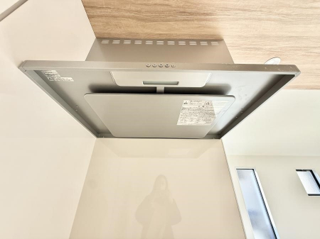 ���̑����ρ@�ݔ����������̏��C����������C��ɗU������A�����I�ɔr�����ł��܂��B