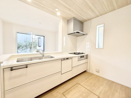 �L�b�`���@���������y���݂ƐH�ׂ�K����͂���L�b�`��