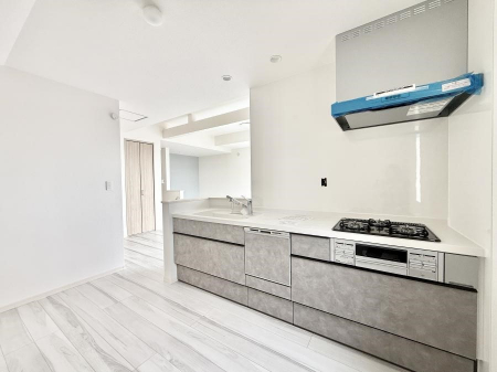 �L�b�`���@�������Ƒ����J��[�߂�A������̂���L�b�`��