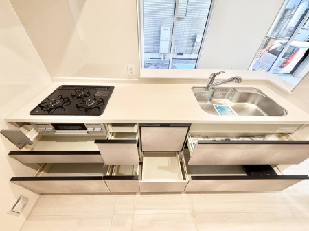 �L�b�`���@�������Ƒ����J��[�߂�A������̂���L�b�`��