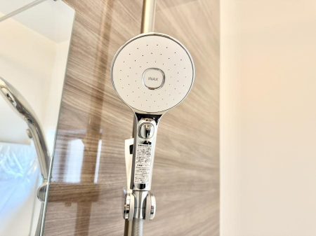 ���̑����ρ@�ݔ����킴�킴�V�����[�����̃��o�[�܂Ŏ��L�΂��K�v���Ȃ��A�ȒP�Ɏ~���ł���