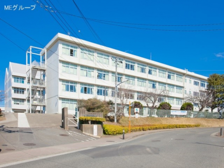 ���ӊ��@���w�Z 2050m �����s����R