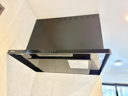 ���̑����ρ@�ݔ����������̏��C����������C��ɗU������A�����I�ɔr�����ł��܂��B