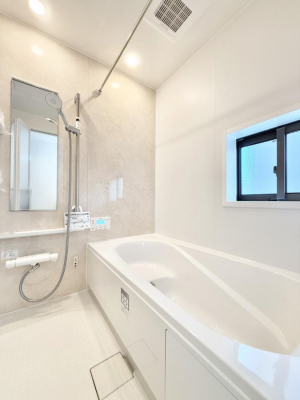 �����@����������̔�������A�S����������Ԃł�