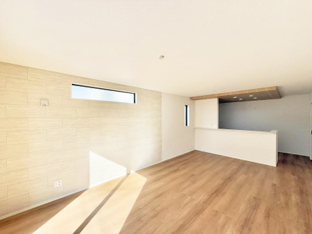 ���r���O�@���������R�Ɖ�b�����܂��A�S�n�悢�ЂƂƂ�