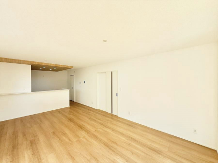 ���r���O�@���������R�Ɖ�b�����܂��A�S�n�悢�ЂƂƂ�