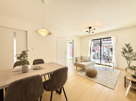 ���r���O�@���������R�Ɖ�b�����܂��A�S�n�悢�ЂƂƂ�