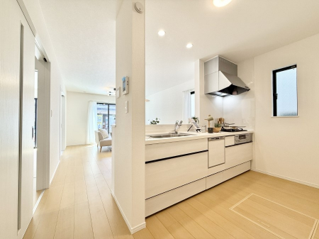 �L�b�`���@�������Ƒ����J��[�߂�A������̂���L�b�`��