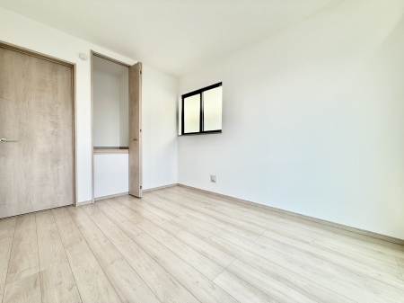 �q�������@�������d����׋��̃X�y�[�X�Ɏg�����ƂŁA�W�����₷���Â��Ȋ��������܂�