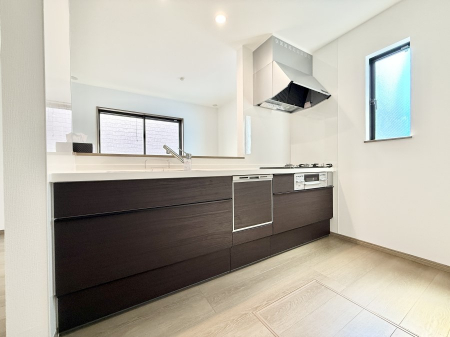 �L�b�`���@���������y���݂ƐH�ׂ�K����͂���L�b�`��