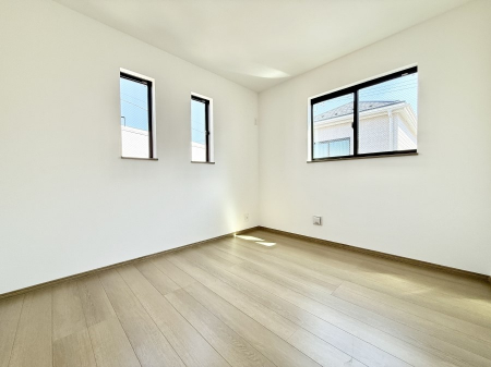 �Q���@���������̔z�u��ʋC���̗ǂ��݌v�ŕ����̋�C�������炸�A��ɐV�N�ȋ�C������܂�