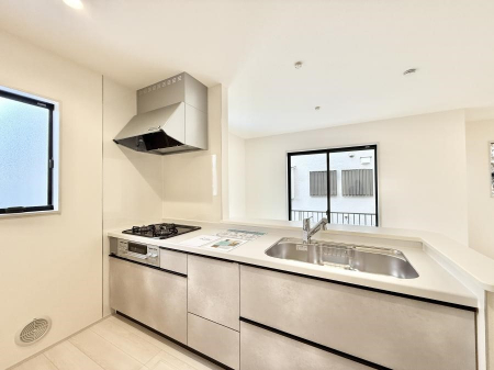 �L�b�`���@�������L���C�ɕЕt���A�g���₷���L�b�`��