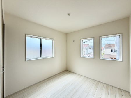 �q�������@����