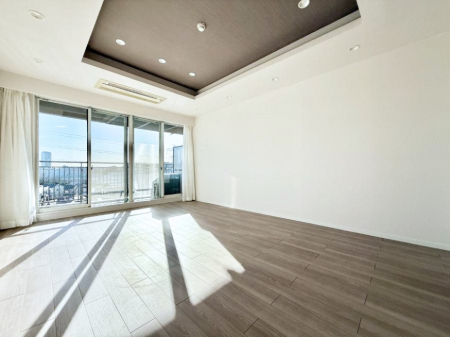 ���r���O�@�����������������Ɠ��ʂɂ���A�e���̋��