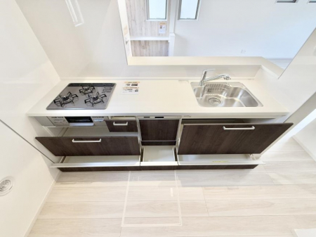 �L�b�`���@�������Ƒ����J��[�߂�A������̂���L�b�`��