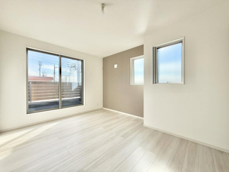 �Q���@���������̔z�u��ʋC���̗ǂ��݌v�ŕ����̋�C�������炸�A��ɐV�N�ȋ�C������܂�