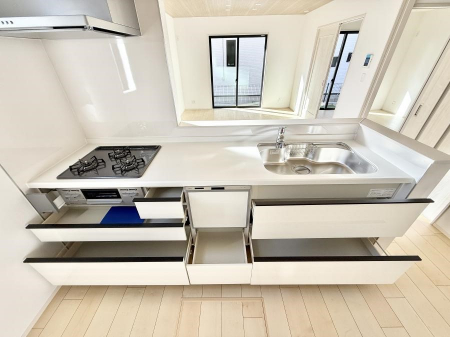 �L�b�`���@�������V���v���ŋ@�\�I�A�����g���₷���L�b�`��