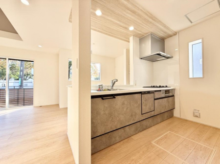 �L�b�`���@�����������������Ԃ����܂��A�Ί炠�ӂ��L�b�`��